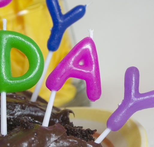 Balloons, candles, streamers and more ... it's in the details